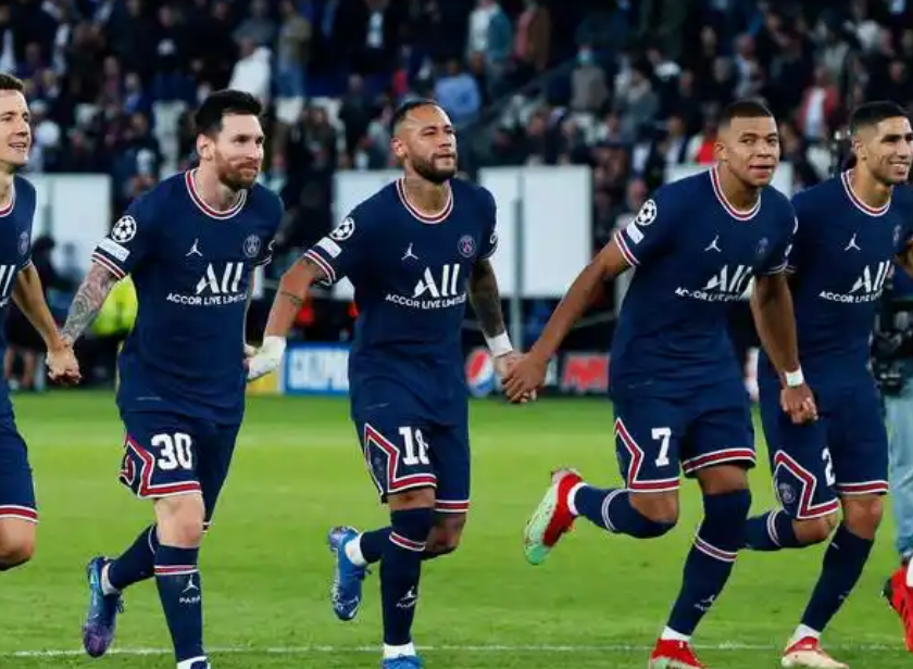 华体会-巴黎圣日耳曼轻取热刺，梅西补时绝平足总杯