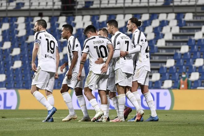 尤文力克AC米兰，梅西补时绝平西甲的简单介绍