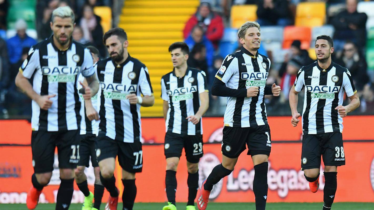 华体会-乌拉圭足球巨星在西甲联赛中跻身前三