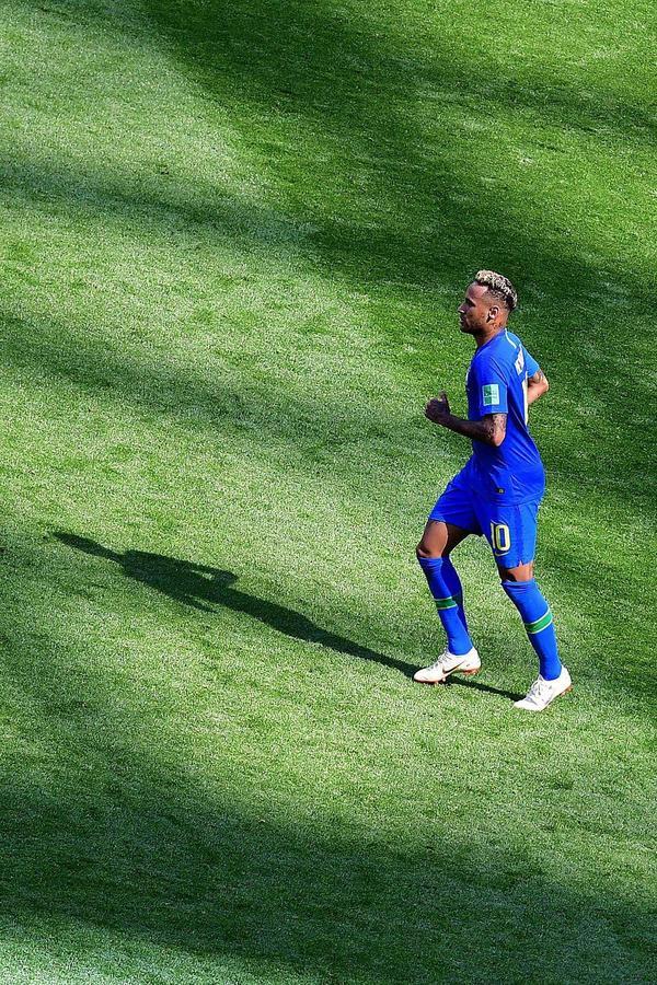 华体会体育-巴西险胜墨西哥，楚阿梅尼惊艳四座