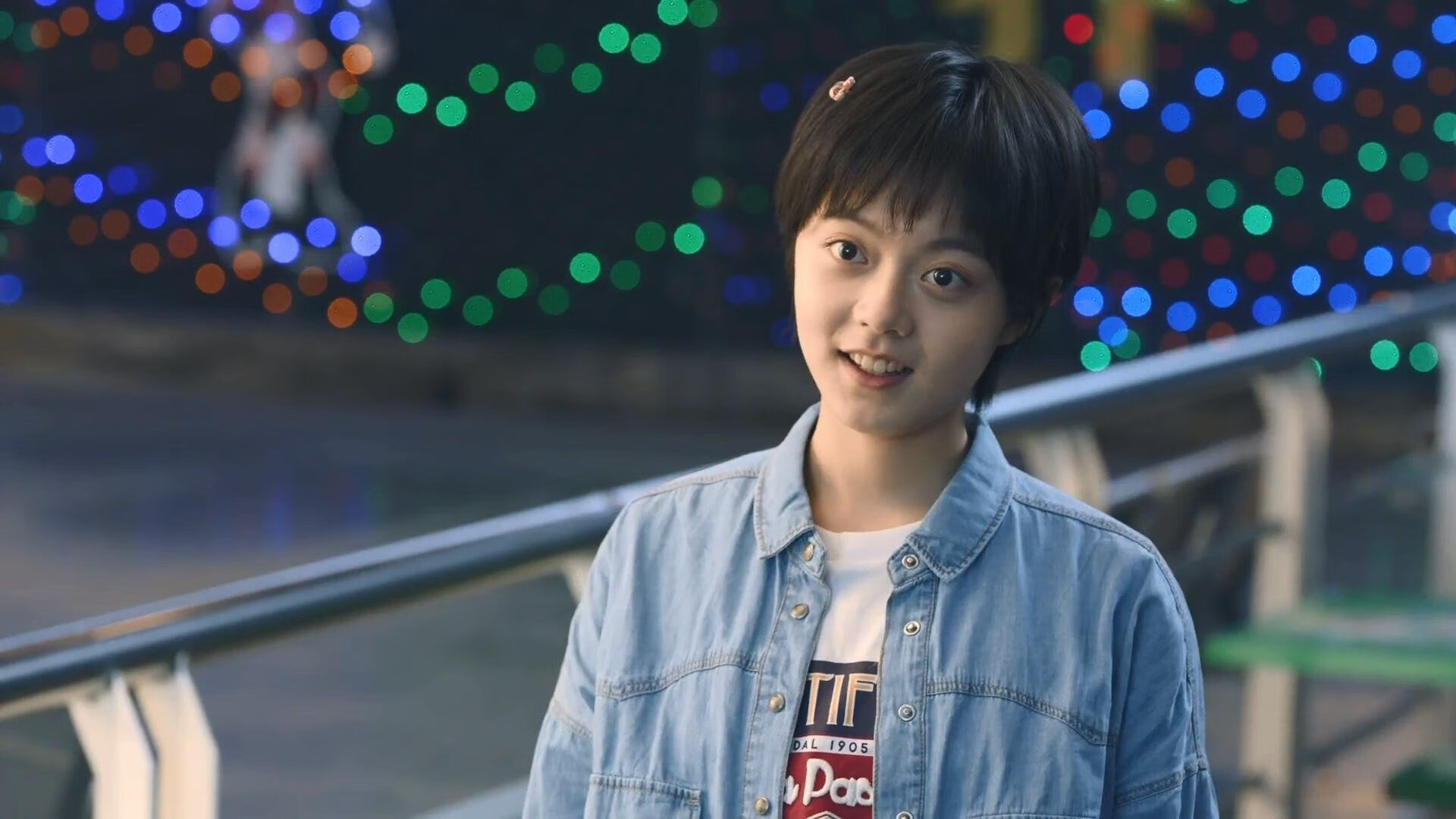 华体会官网-平行宇宙，当几内亚的闷雷穿透安菲尔德的风雪